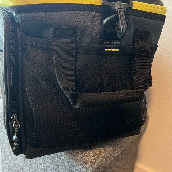 SOLD -Titan 50 Can Collapsible Cooler Ebony - Picture 11 of 14